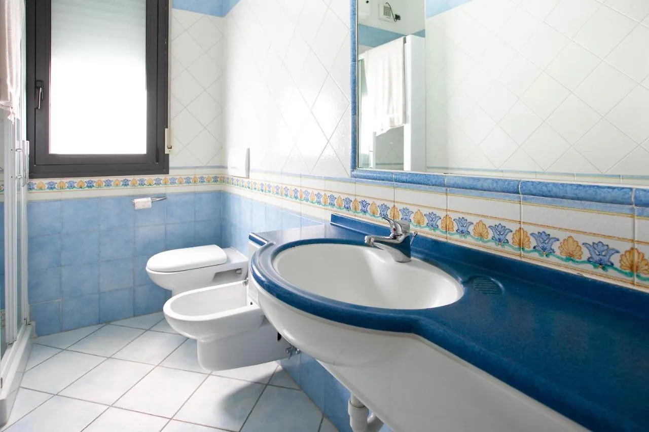 Residence Villa Dei Pini Rimini Apartmanhotel