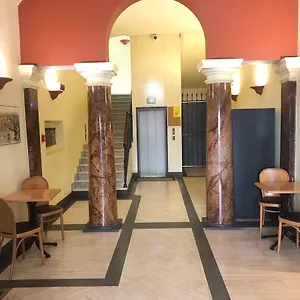 hotellátogatás