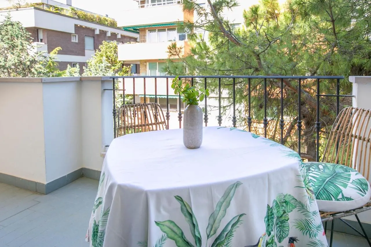 Villa Dei Pini Rimini Aparthotel