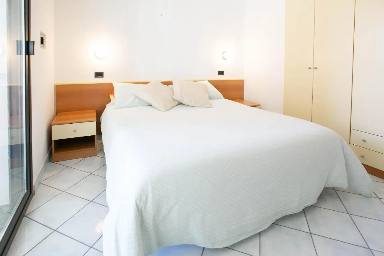 *** Aparthotel Villa Dei Pini Rimini Italy